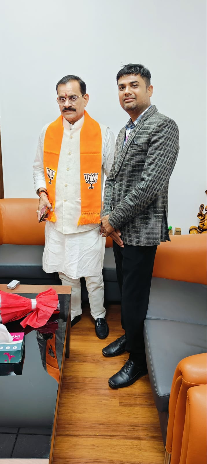 Meeting with State President of MP on Khajuraho 100% Solar City
