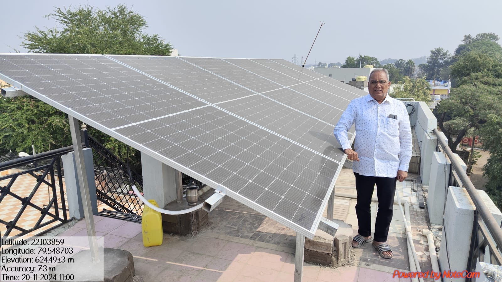 Happy local domestic solar customer in Seoni